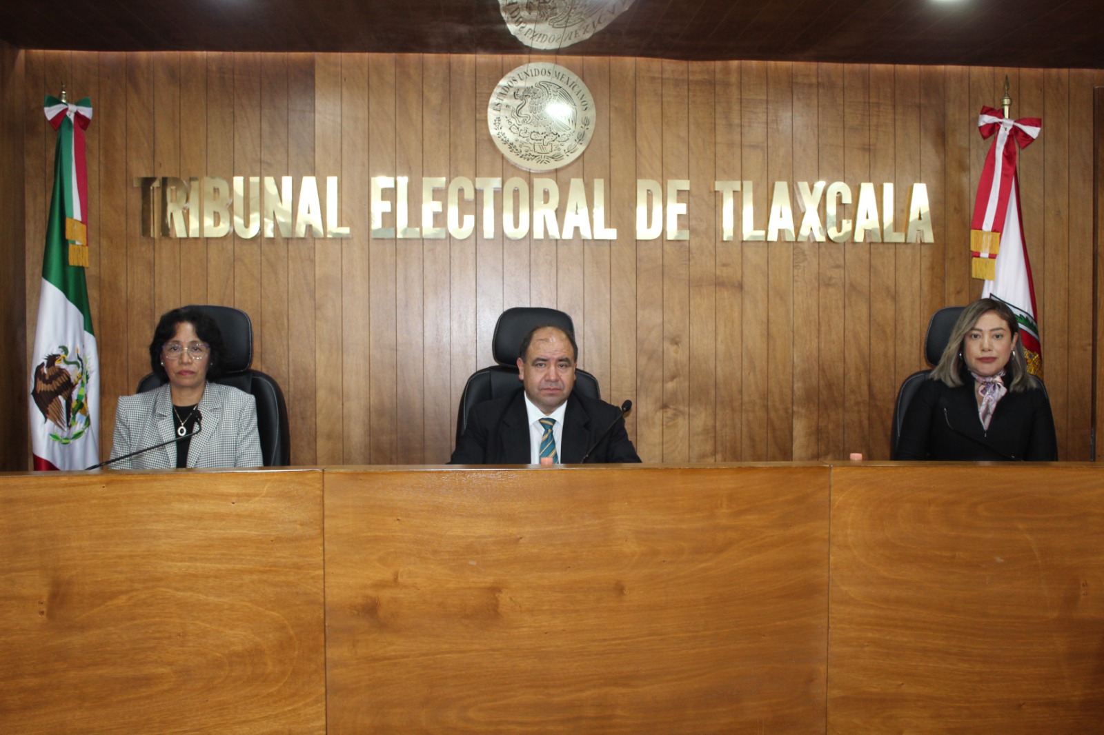Cumple Hueyotlipan sentencia del TET y se ordena reinstalación de regidor de Tlaxcala